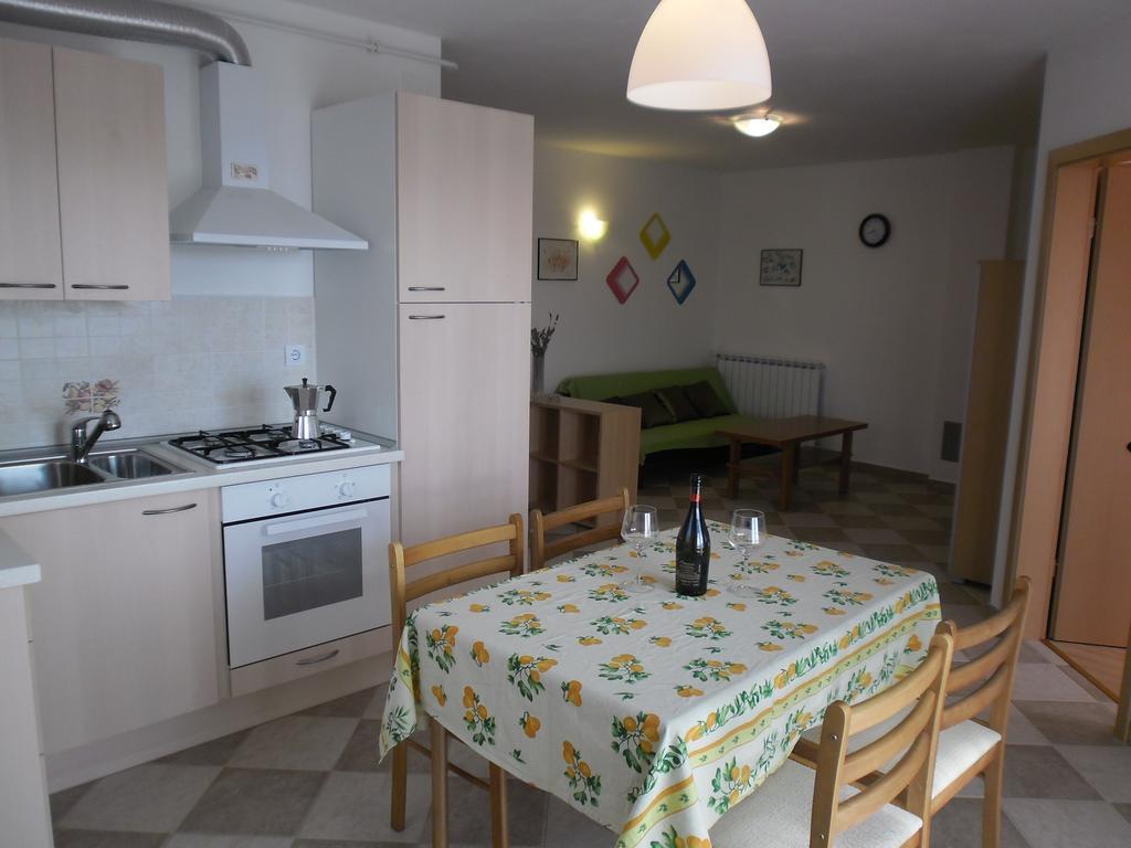 Apartments Mb Pula Cameră foto