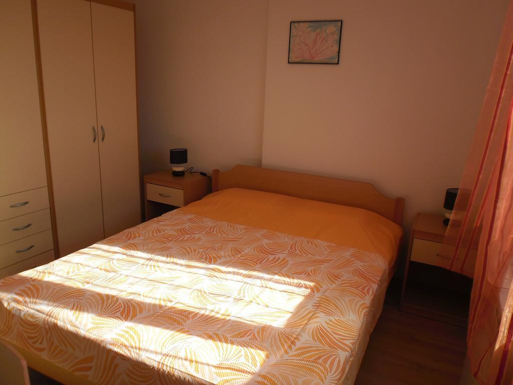 Apartments Mb Pula Cameră foto